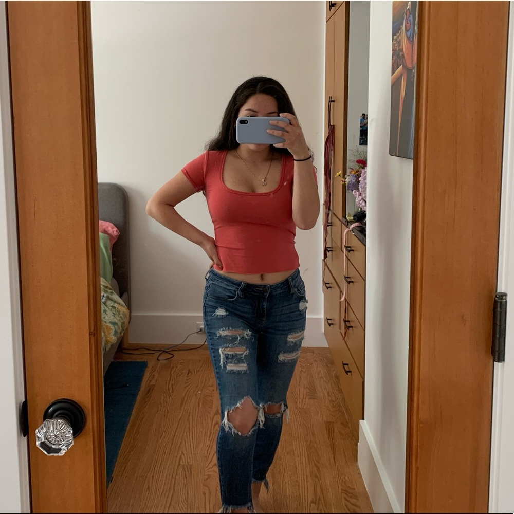 Low-rise Cropped Ripped Jeans 3